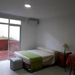 Monoambiente Con Cochera Y Patio